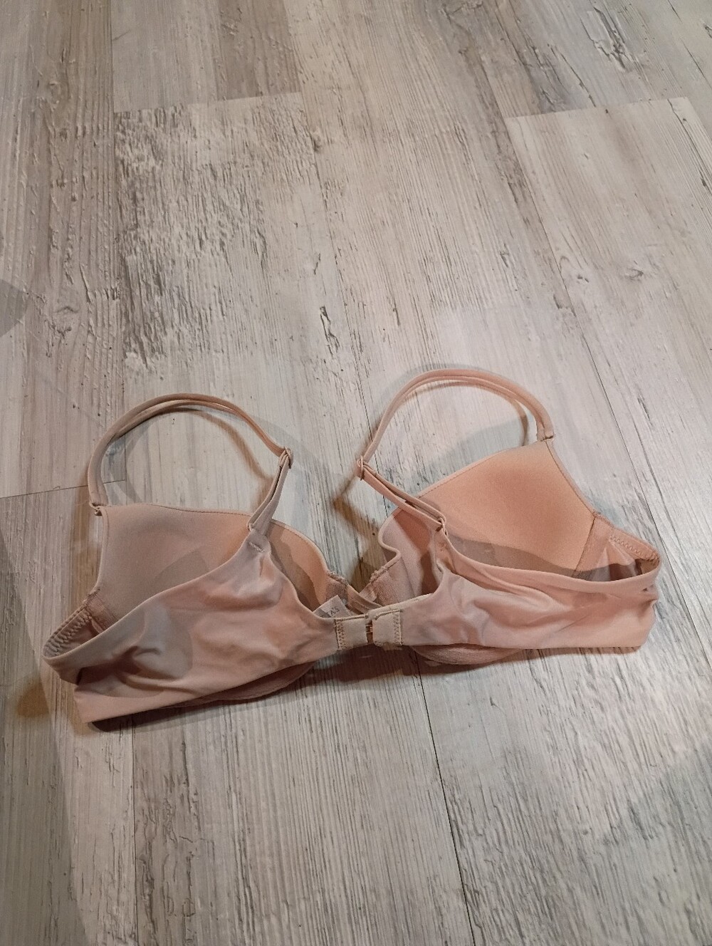 Victoria Secret - Picture 4 of 4
